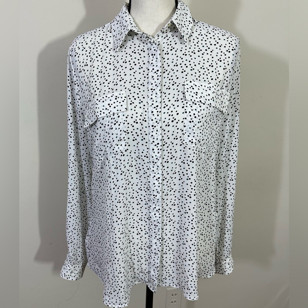 Loft. Sz   Med shirt, blouse in a silky fabric. Pin dot is like new.
